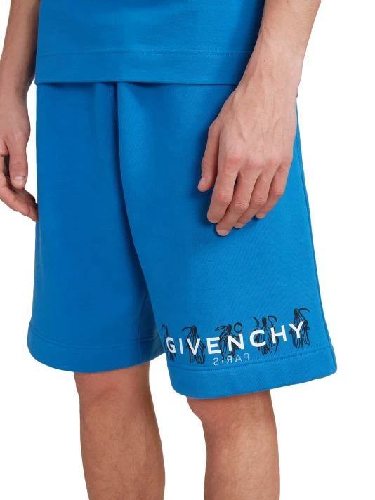 Givenchy Logo Boxy-Fit Jogging Shorts For Men - Image 6